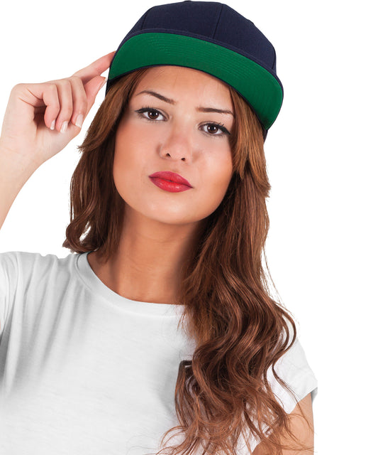 Flexfit by Yupoong - The classic snapback (6089M) - YP001